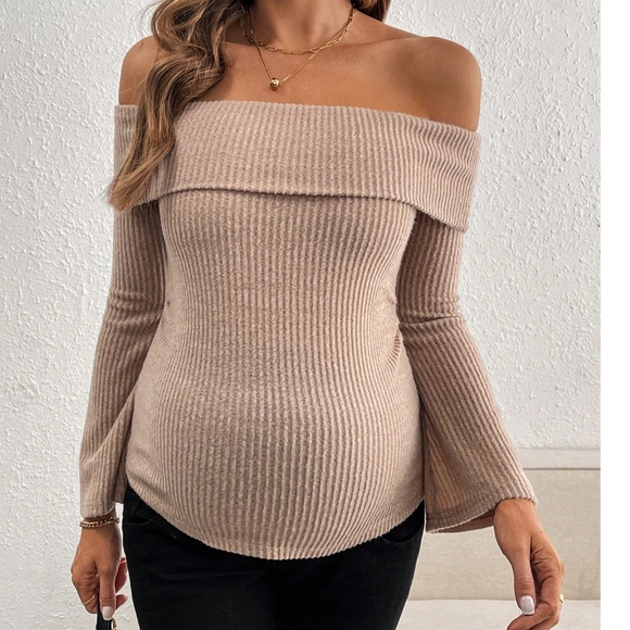 Maternity Ribbed Off Shoulder Flare Long Sleeve Top - Picture 7 of 10